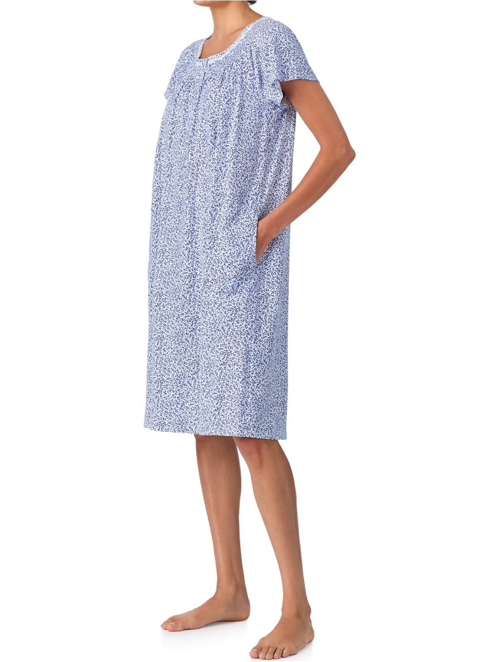 Aria Women's White and Blue Floral 100% Cotton Raglan Sleeve Smocked Nightgown